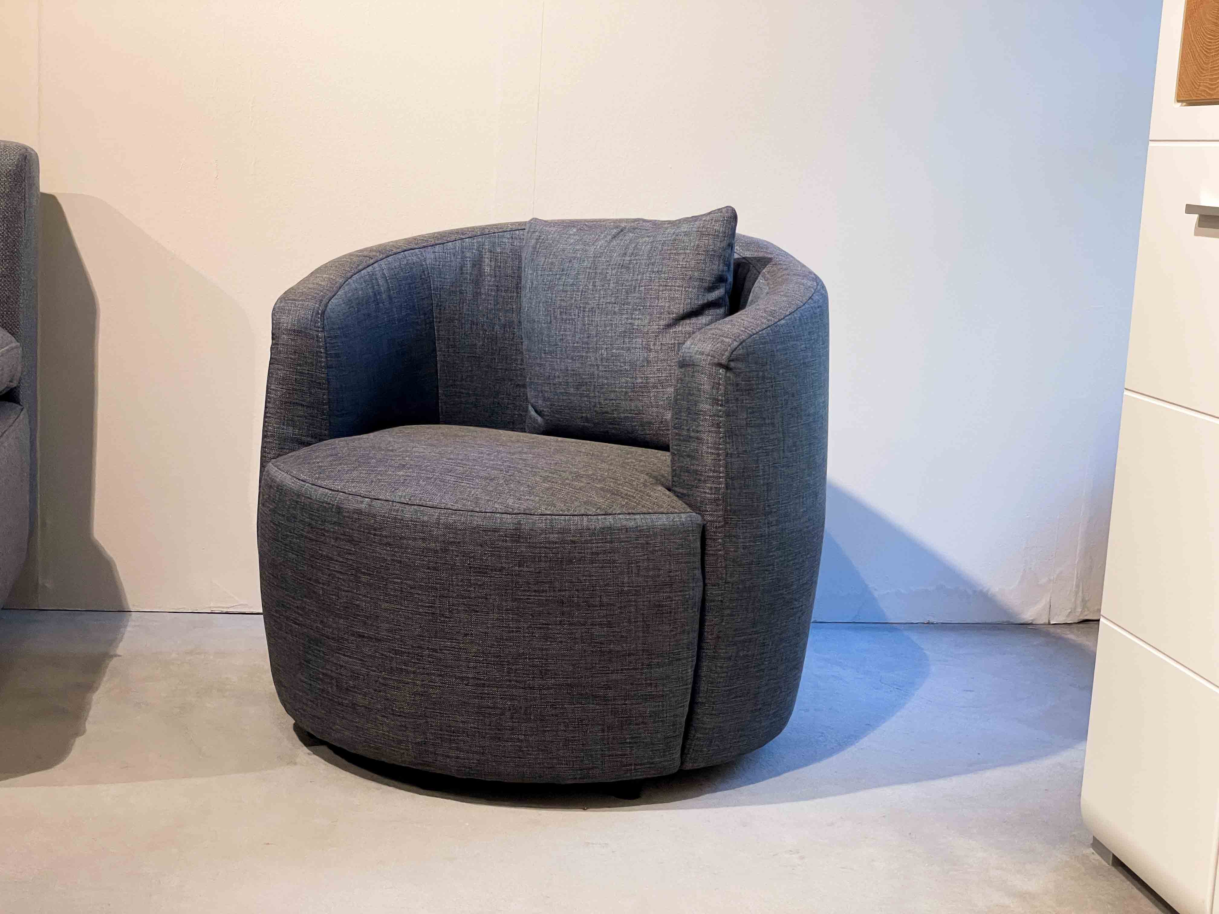 Poltrona Pina   blu 