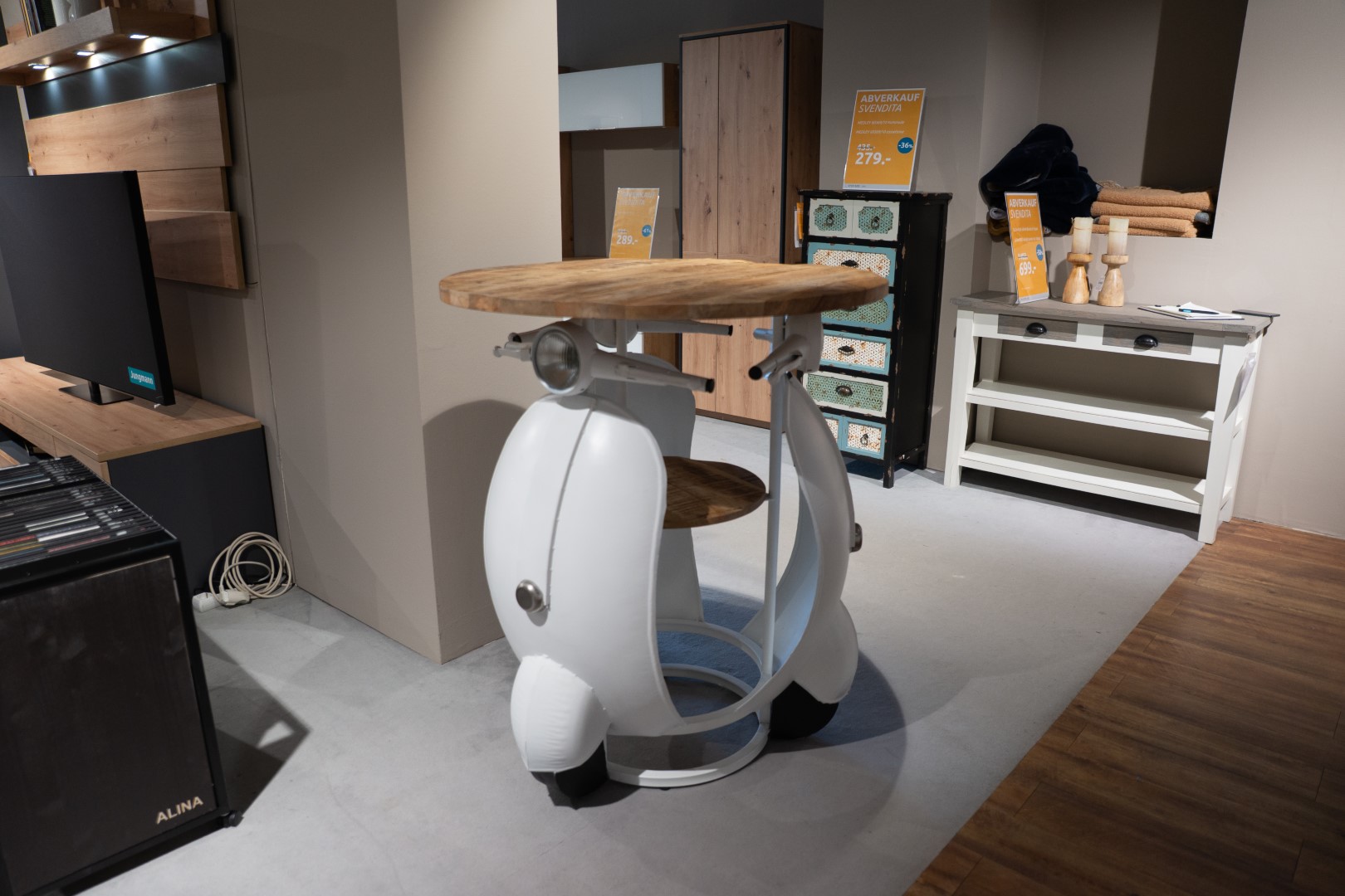 Tavolo da bar Vespa Slow Ride bianco piano tavolo legno mango massivo