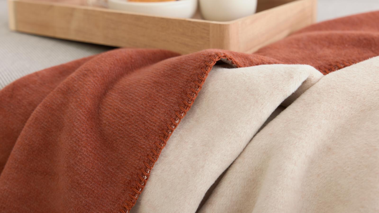 Coperta Interliving 9104 tessuto rossa
