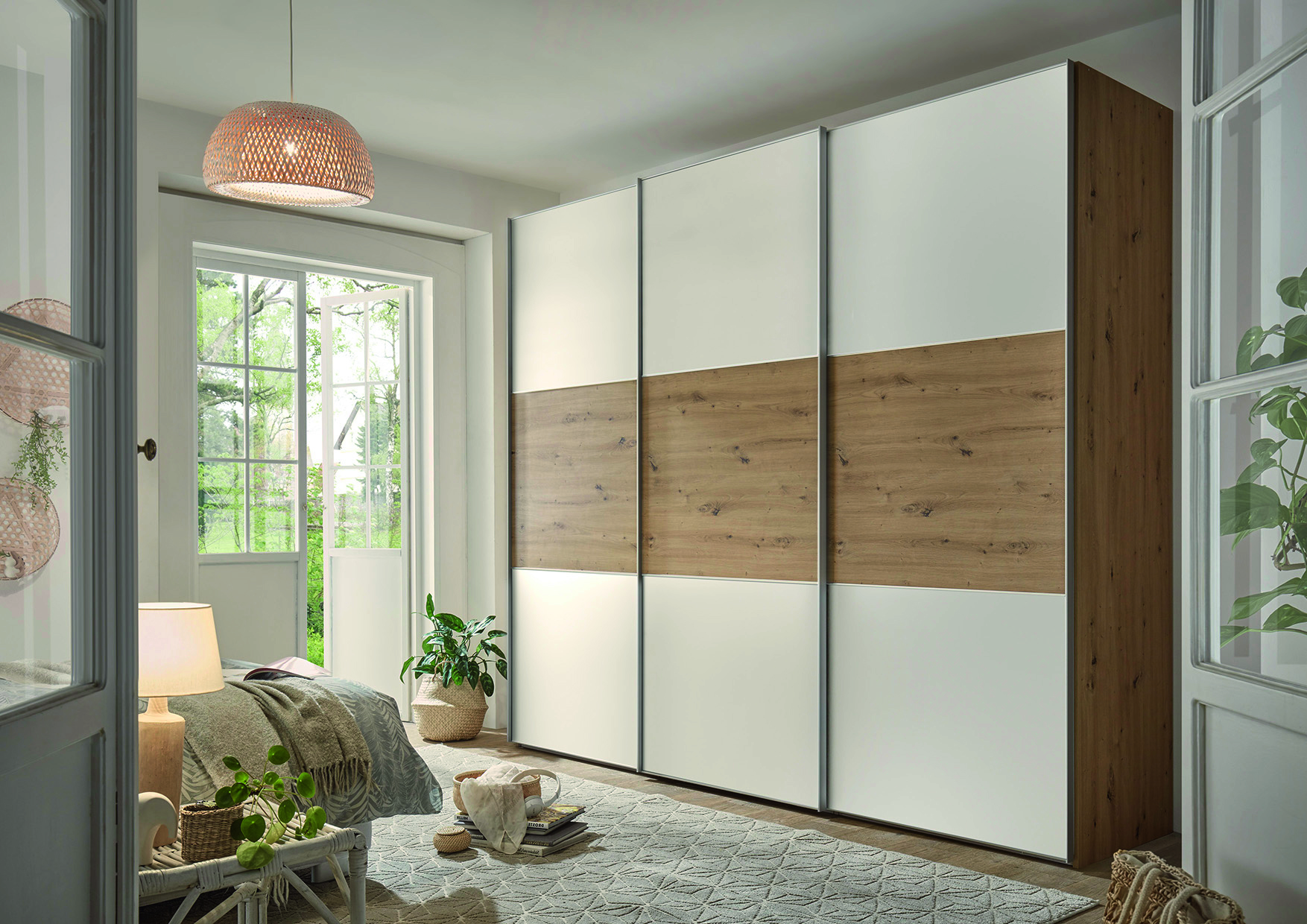 Schwebetürenschrank weiß Eiche