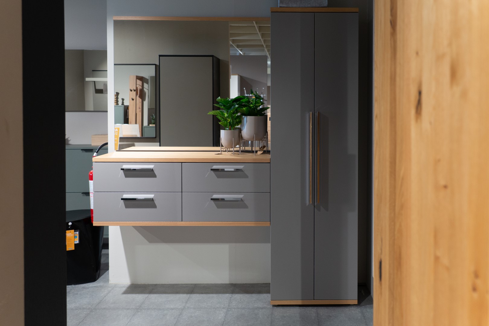 Garderobenkombination Come In graubeige Lack Wildeiche Bianco