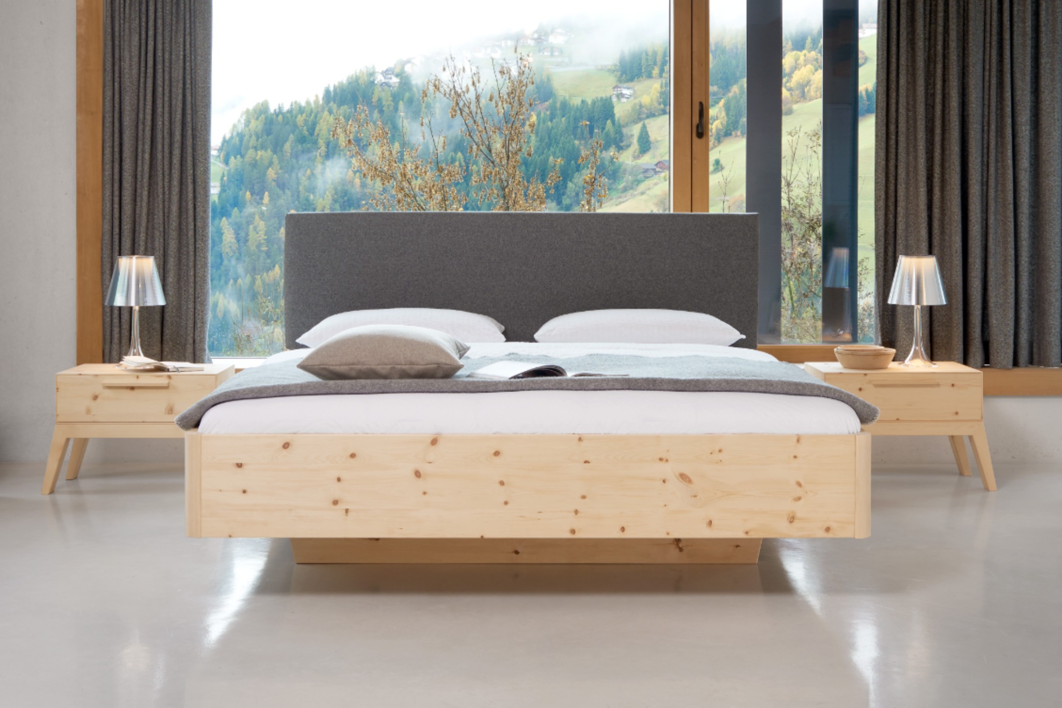 Bettanlage Gardena braun Zirbe