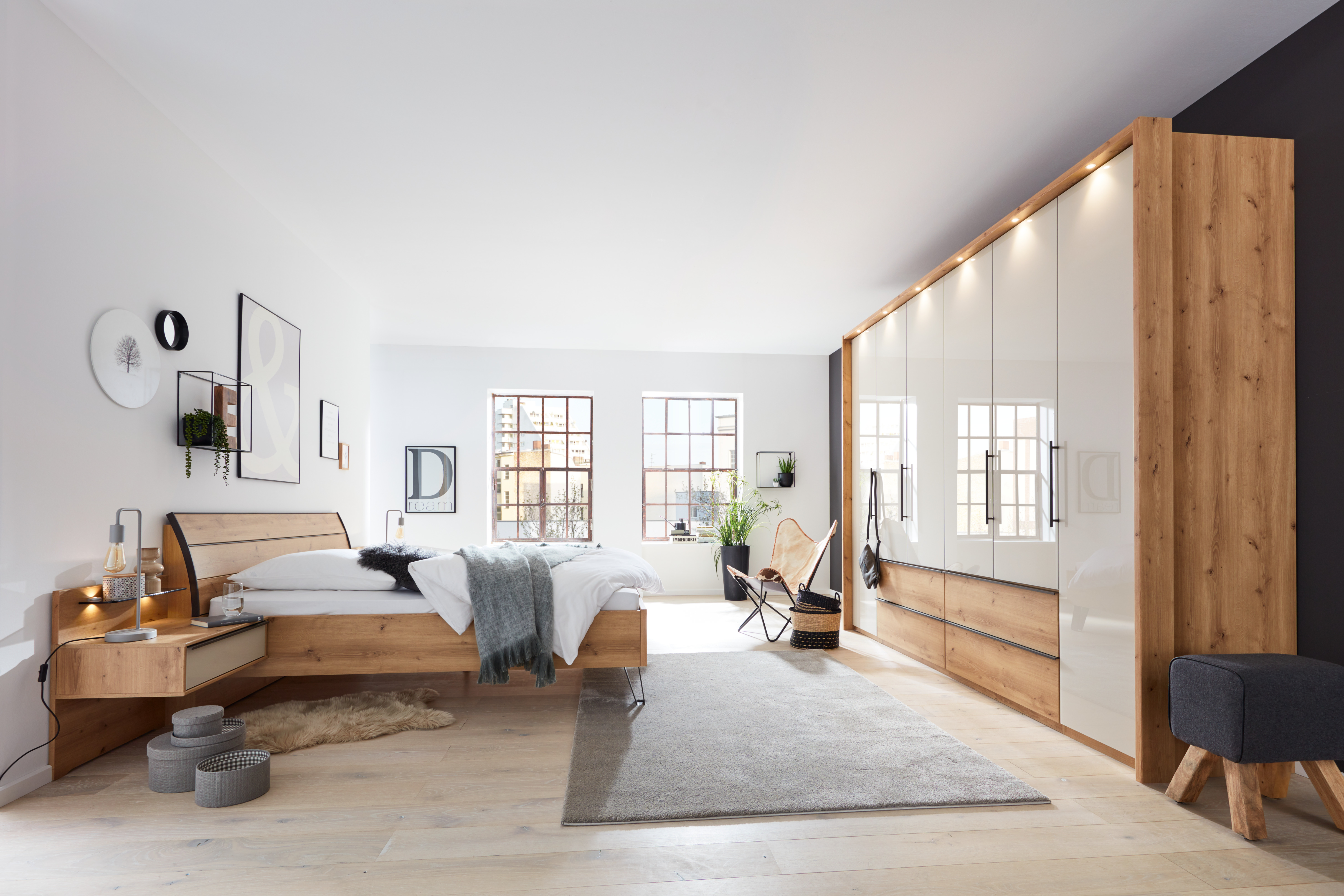 Drehtürenschrank Interliving 1205-1000 braun champagner Eiche