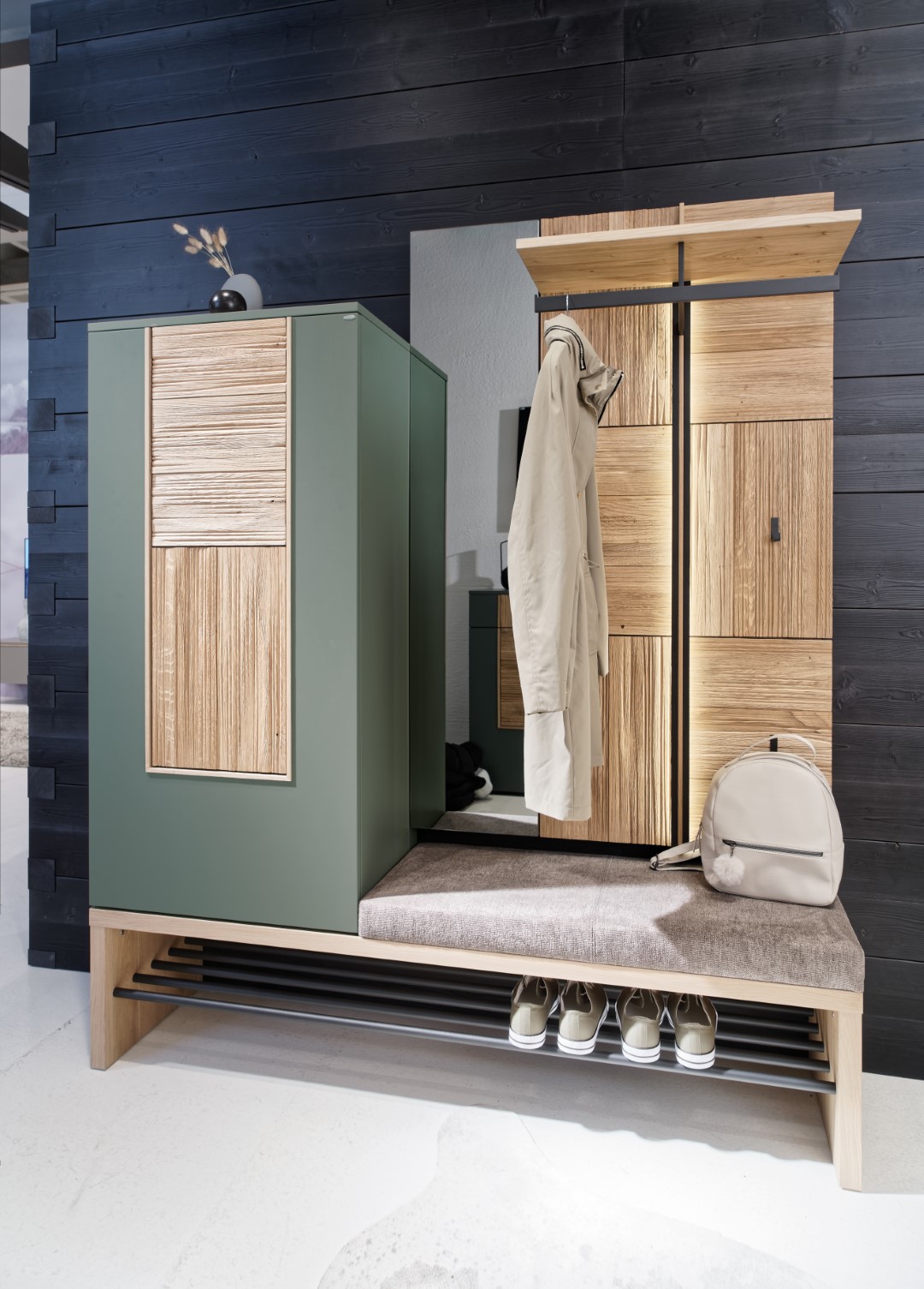 Garderobenkombination VLacera olivegrau Wildeiche